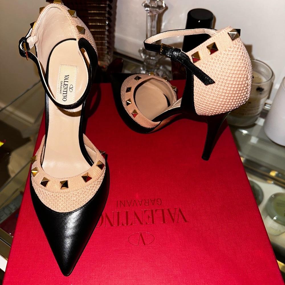 Valentino Brand New Pump